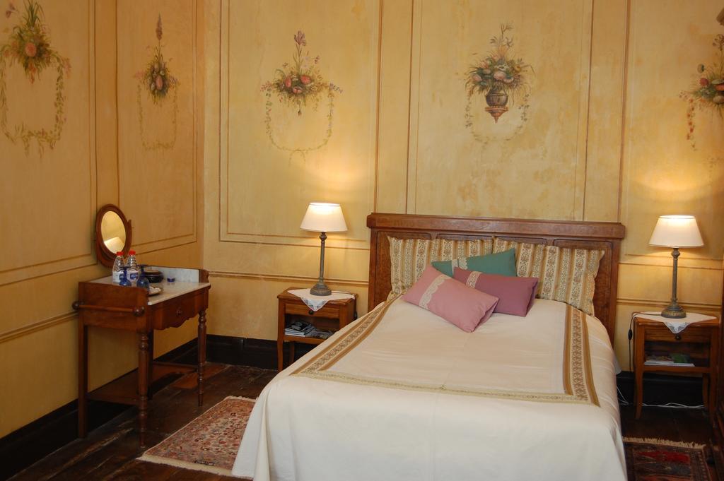Bed and Breakfast Jardins Secrets Angoulême Exterior foto