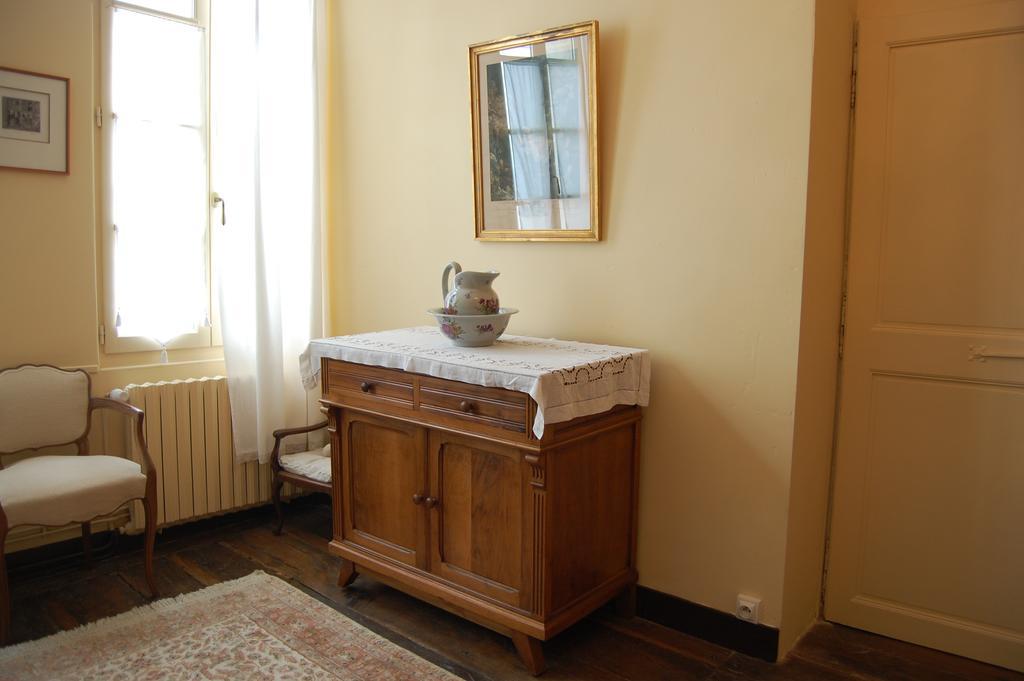 Bed and Breakfast Jardins Secrets Angoulême Exterior foto