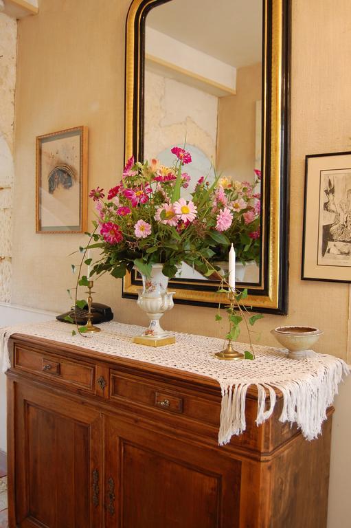 Bed and Breakfast Jardins Secrets Angoulême Exterior foto