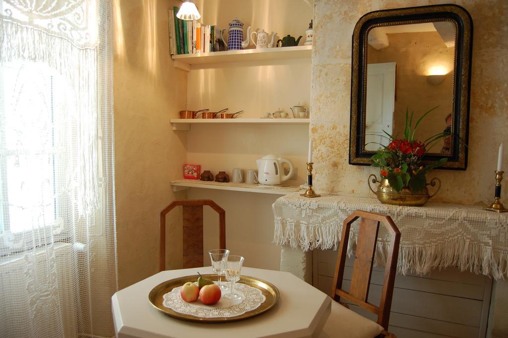 Bed and Breakfast Jardins Secrets Angoulême Exterior foto